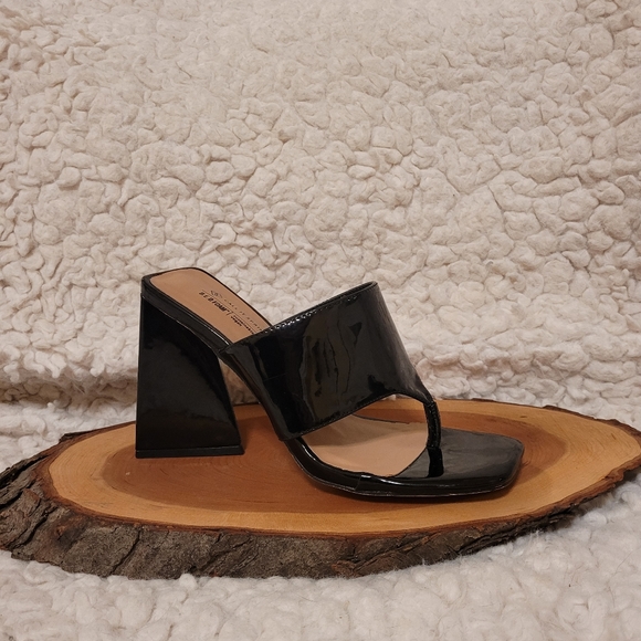 Spring Chunky Sandals, 7.5 - Picture 2 of 7